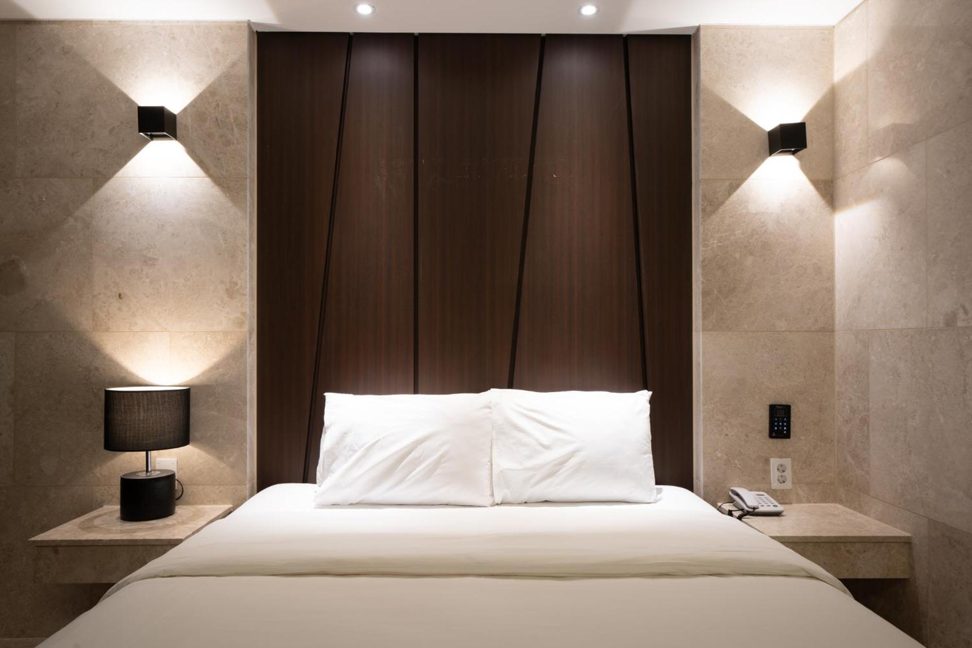 Hotel Artheim Gwangju Metropolitan City Exterior photo